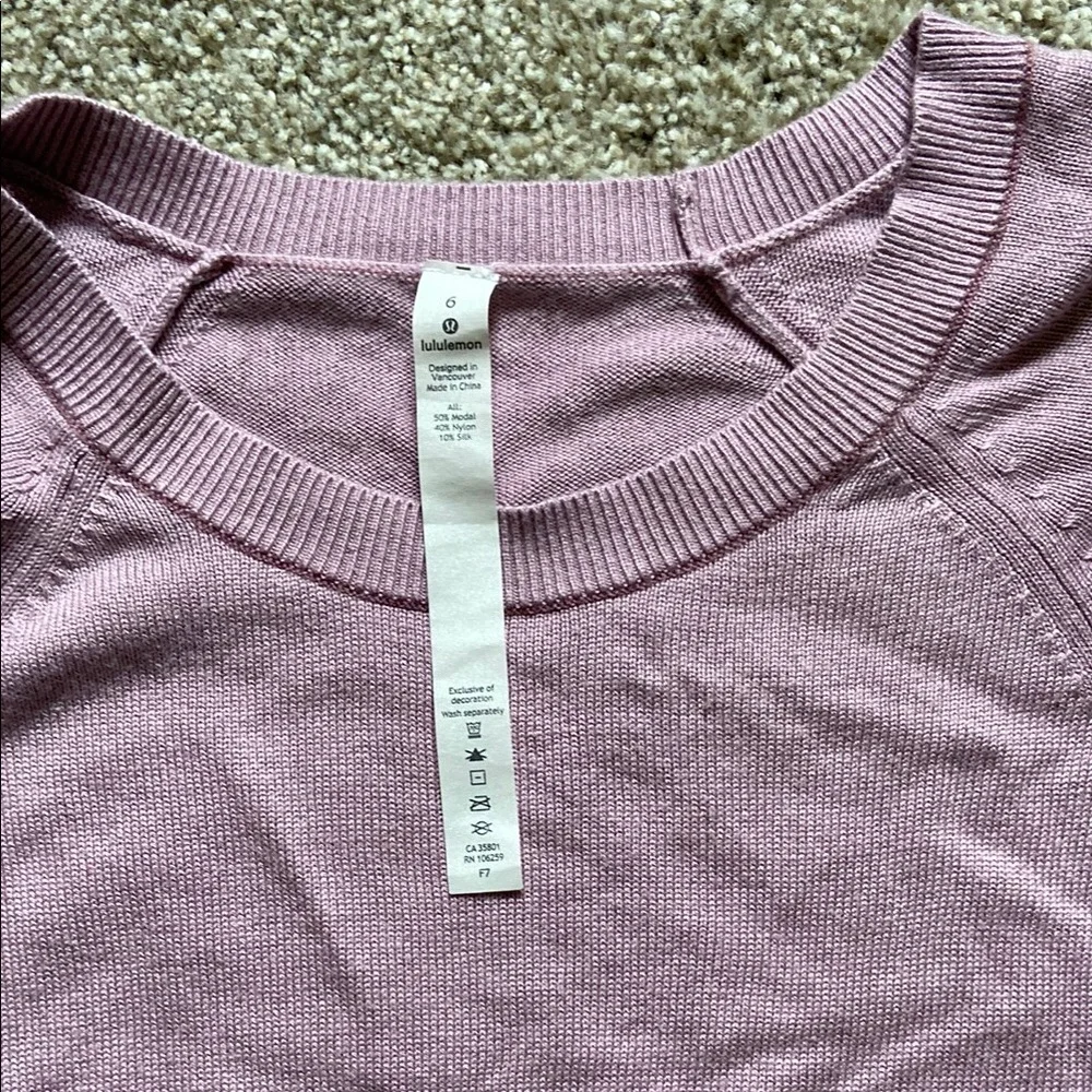 Lululemon Athletica Purple Knit Top - Picture 2 of 2